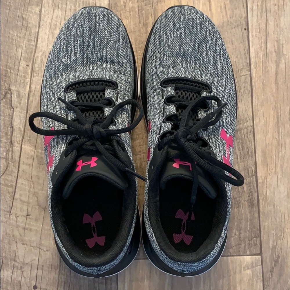 Under Armour Women’s Shoe 8.5